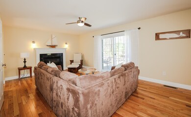 43 W Ridge Cir, Contoocook, NH 03229 - photo 4