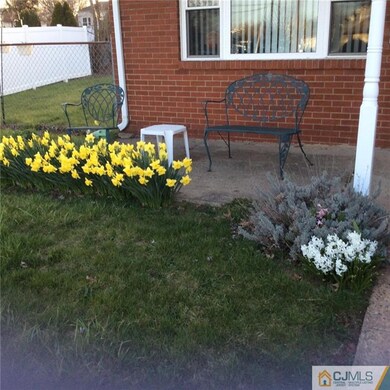 157 Whitman St, Carteret, NJ 07008 - photo 3