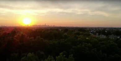 118-82 Metropolitan Ave unit 1B, Kew Gardens, NY 11415 - photo 2