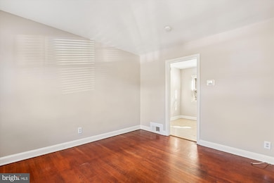 213 Buchanan St, Alexandria, VA 22314 - photo 5