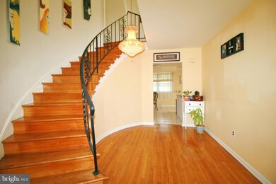 922 Susquehanna Rd, Ambler, PA 19002 - photo 2