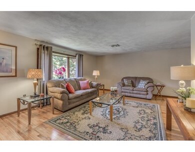 9 Gloria Ln, North Reading, MA 01864 - photo 3