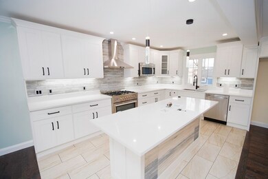 12 Connell St, Quincy, MA 02169 - photo 3