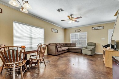 6905 Appomattox Dr, College Station, TX 77845 - photo 4