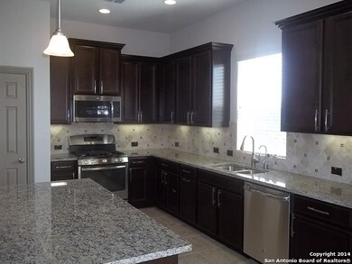 25651 Nabby Cove Rd, San Antonio, TX 78255 - photo 4