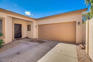 2068 N Holguin Way, Chandler, AZ 85225 - photo 4