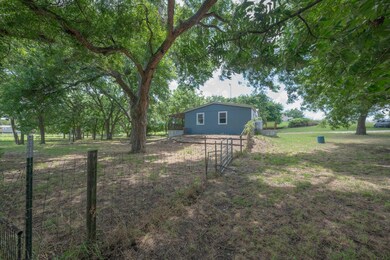 125 Draper Dr, Springtown, TX 76082 - photo 5