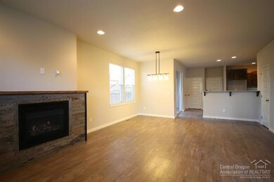 20464 Del Coco Ct, Bend, OR 97702 - photo 3