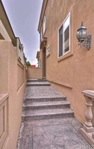 520 Esplanade unit E, Redondo Beach, CA 90277 - photo 2