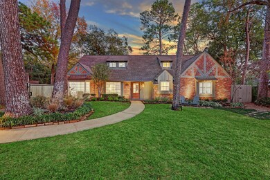 12111 Broken Bough Dr, Houston, TX 77024 - photo 2