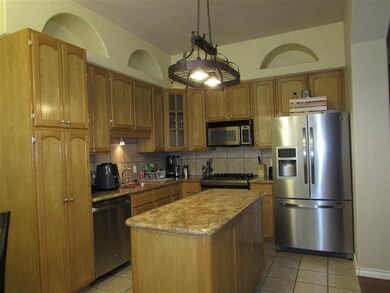 506 Pine Sisken St, Laredo, TX 78045 - photo 2