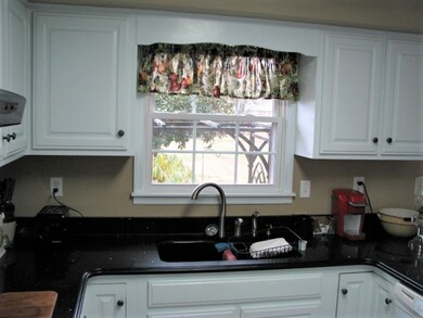 202 Northwood Ave, Shelbyville, TN 37160 - photo 2