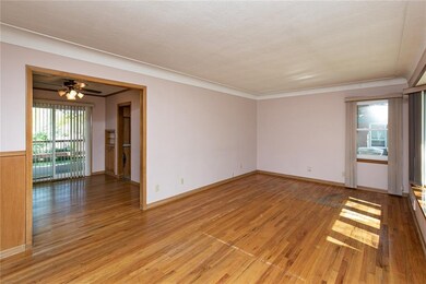 4048 42nd St, Des Moines, IA 50310 - photo 7