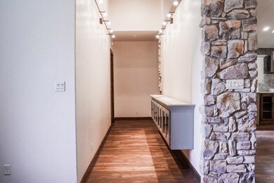 2029 Valleyview Dr, San Angelo, TX 76904 - photo 6