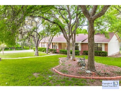 401 Oakridge Dr, San Marcos, TX 78666 - photo 2