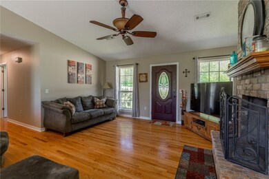 15271 Harris Rd, Lowell, AR 72745 - photo 3