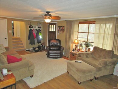 93 Chestnut Hill Rd, Emmaus, PA 18049 - photo 4