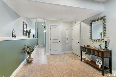 4622 W 13th St, Davenport, IA 52804 - photo 5