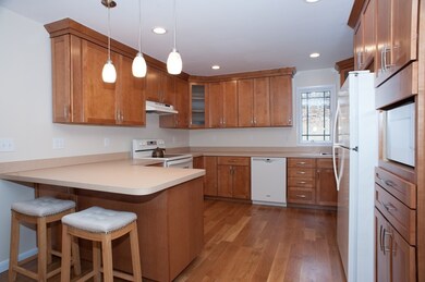 274 Cooper Rd, Northbridge, MA 01534 - photo 4