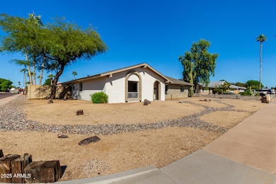 2164 W Eugie Ave, Phoenix, AZ 85029 - photo 5