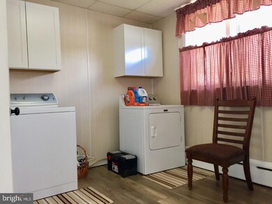 5 S Nicholas St, Saint Clair, PA 17970 - photo 7