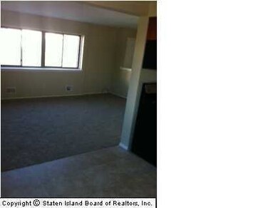 443 Willow Rd E unit 2, Staten Island, NY 10314 - photo 7