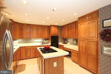 12661 Granite Ridge Dr, North Potomac, MD 20878 - photo 6