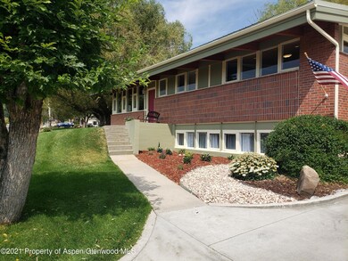 635 W 9th St, Craig, CO 81625 - photo 4