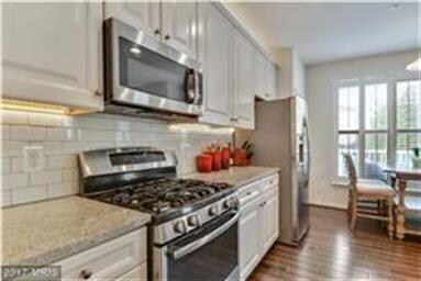 42217 Canary Grass Square unit 42217, Aldie, VA 20105 - photo 7