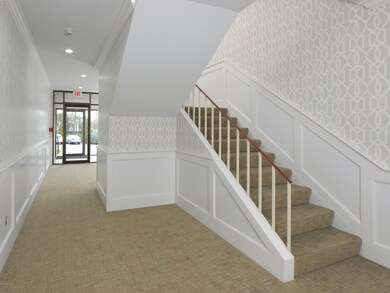 680 Steamboat Rd unit 7, Greenwich, CT 06830 - photo 5
