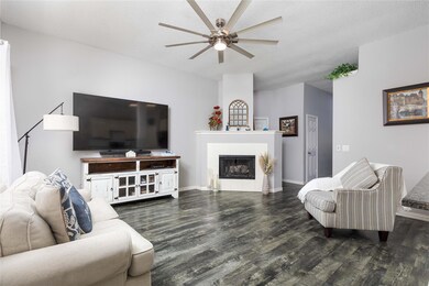 2807 Hawthorne Ln, McKinney, TX 75071 - photo 3