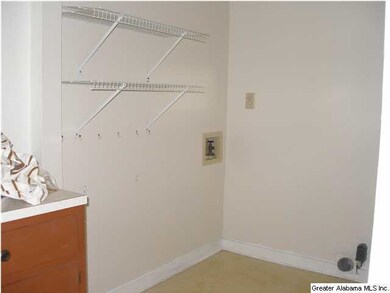 Large Laundy Room