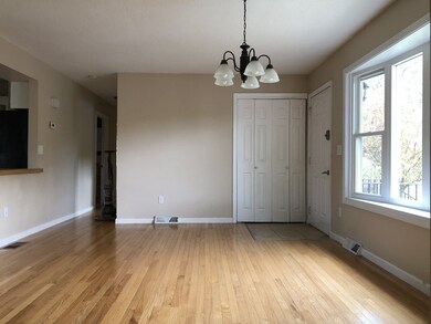 9 Hingham Rd, Worcester, MA 01606 - photo 6