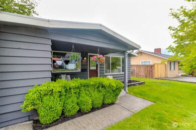 1432 Garfield St, Enumclaw, WA 98022 - photo 3