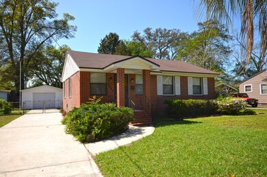 4542 Birkenhead Rd, Jacksonville, FL 32210 - photo 2