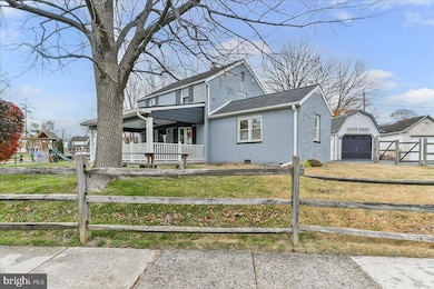 2330 Poe Rd, Secane, PA 19018 - photo 3