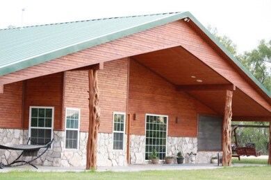 10762 Twin Lakes Ln, San Angelo, TX 76904 - photo 2