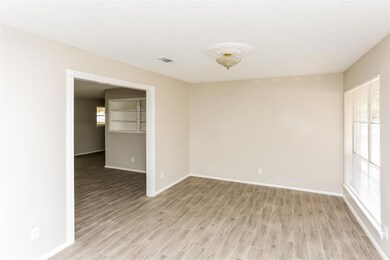 1909 Hurstview Dr, Hurst, TX 76054 - photo 6