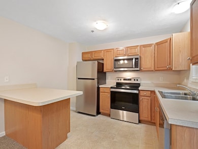 350 Riverbend St unit 108, Athol, MA 01331 - photo 5