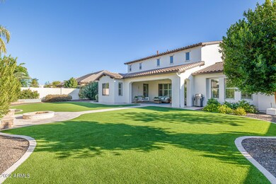 5 amazing backyard space