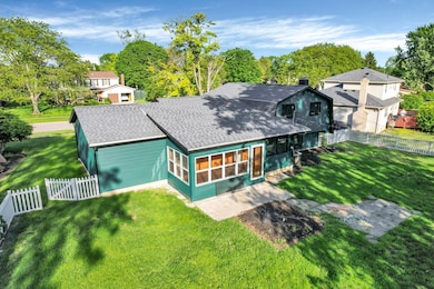36-web-or-mls-1745-shady-brook-ln