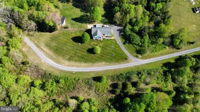 31057 Bonnies Ln, Locust Grove, VA 22508 - photo 2