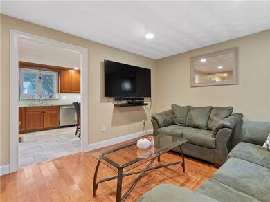 34 Douglas Cir, Greenville, RI 02828 - photo 7