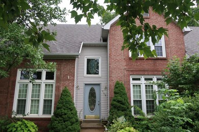 809 Isaac Shelby Cir E, Frankfort, KY 40601 - photo 3