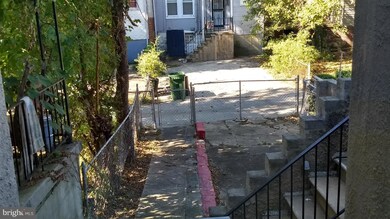 5028 Chalgrove Ave, Baltimore, MD 21215 - photo 7