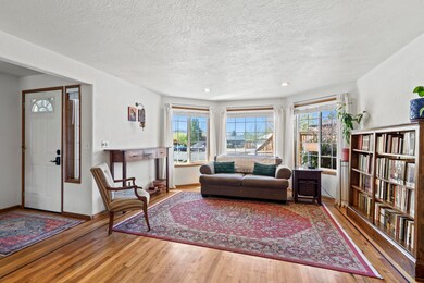 123 Mountain View Court - 01