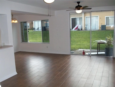 511 Coconut Palm Way, Davenport, FL 33897 - photo 3