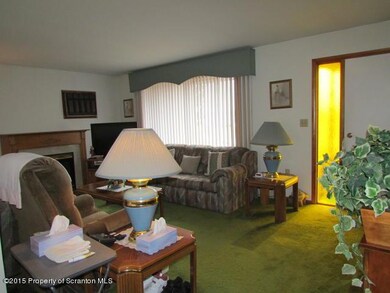 1057 N Garfield Ave, Scranton, PA 18504 - photo 5