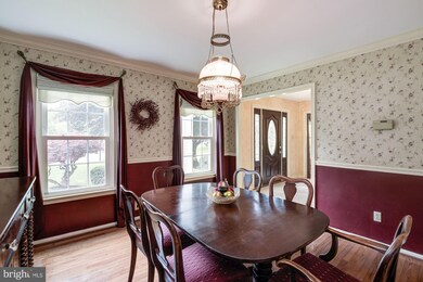 11225 Freas Dr, North Potomac, MD 20878 - photo 6