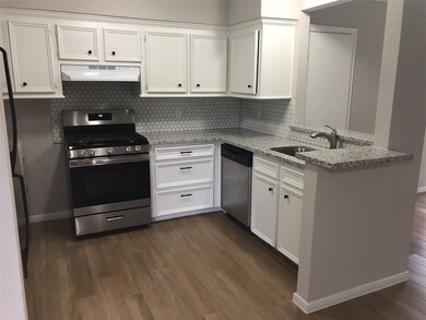 1111 Summit Dr, Tomball, TX 77375 - photo 3